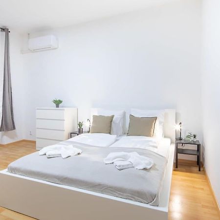 Very Central Convenient Flat Budapest Esterno foto