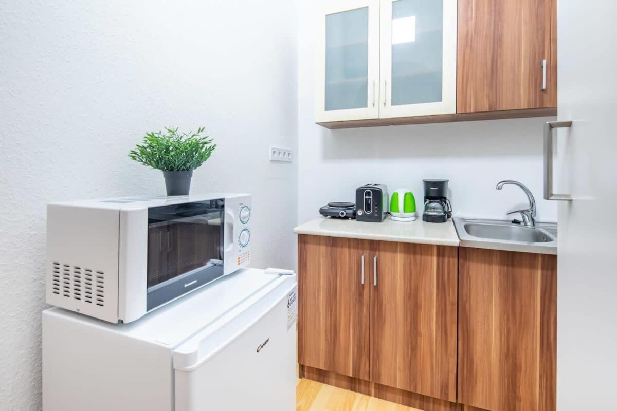 Very Central Convenient Flat Budapest Esterno foto